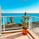 Beautiful Sea View Near Monaco アパート