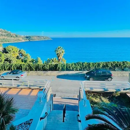 アパート Beautiful Sea View Near Monaco *