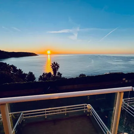 Beautiful Sea View Near Monaco アパート *