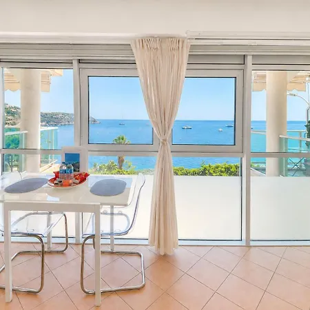 Beautiful Sea View Near Monaco 아파트 로퀴에브륀캡마르탱
